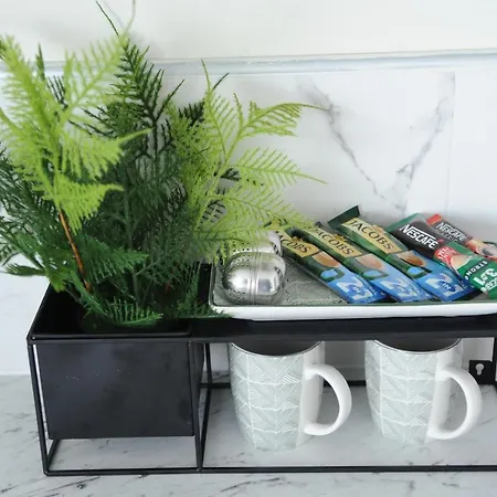 Sunny Woods Lägenhet *